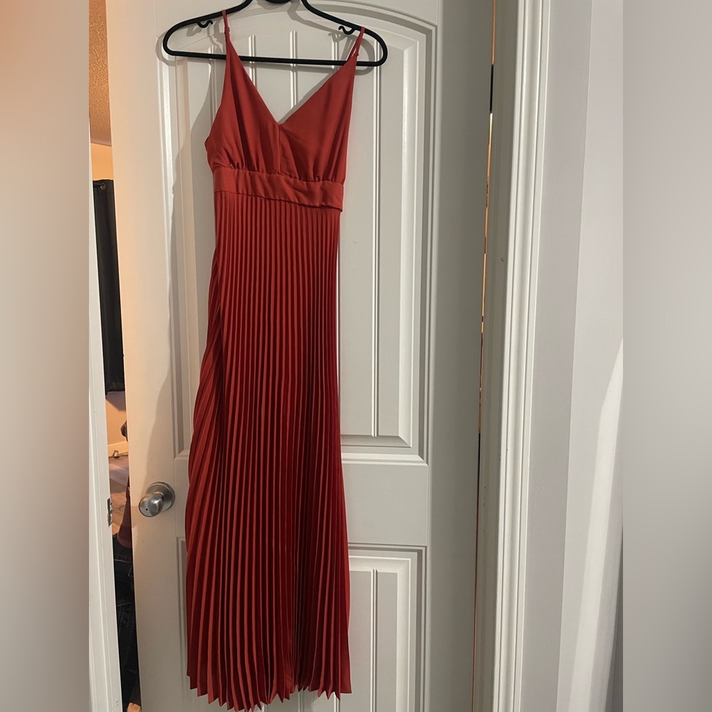 NWT Pleated Maxi Dress